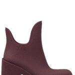 Burberry Round-toe Slip-on Heeled Boots