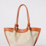 COCCINELLE Medium Finn Shoulder Bag